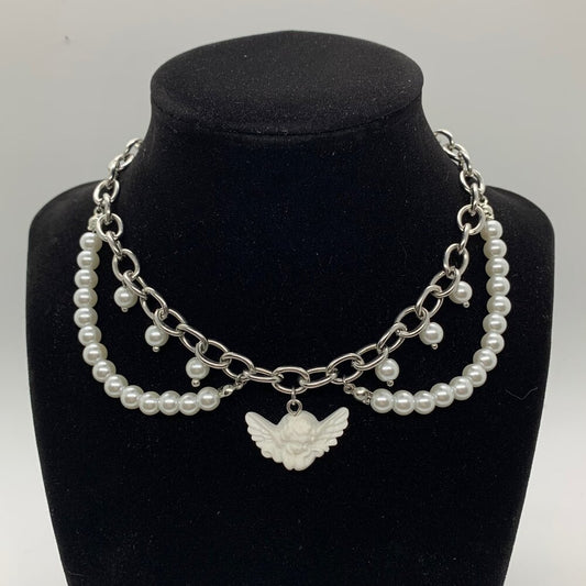 Pearl angel chocker