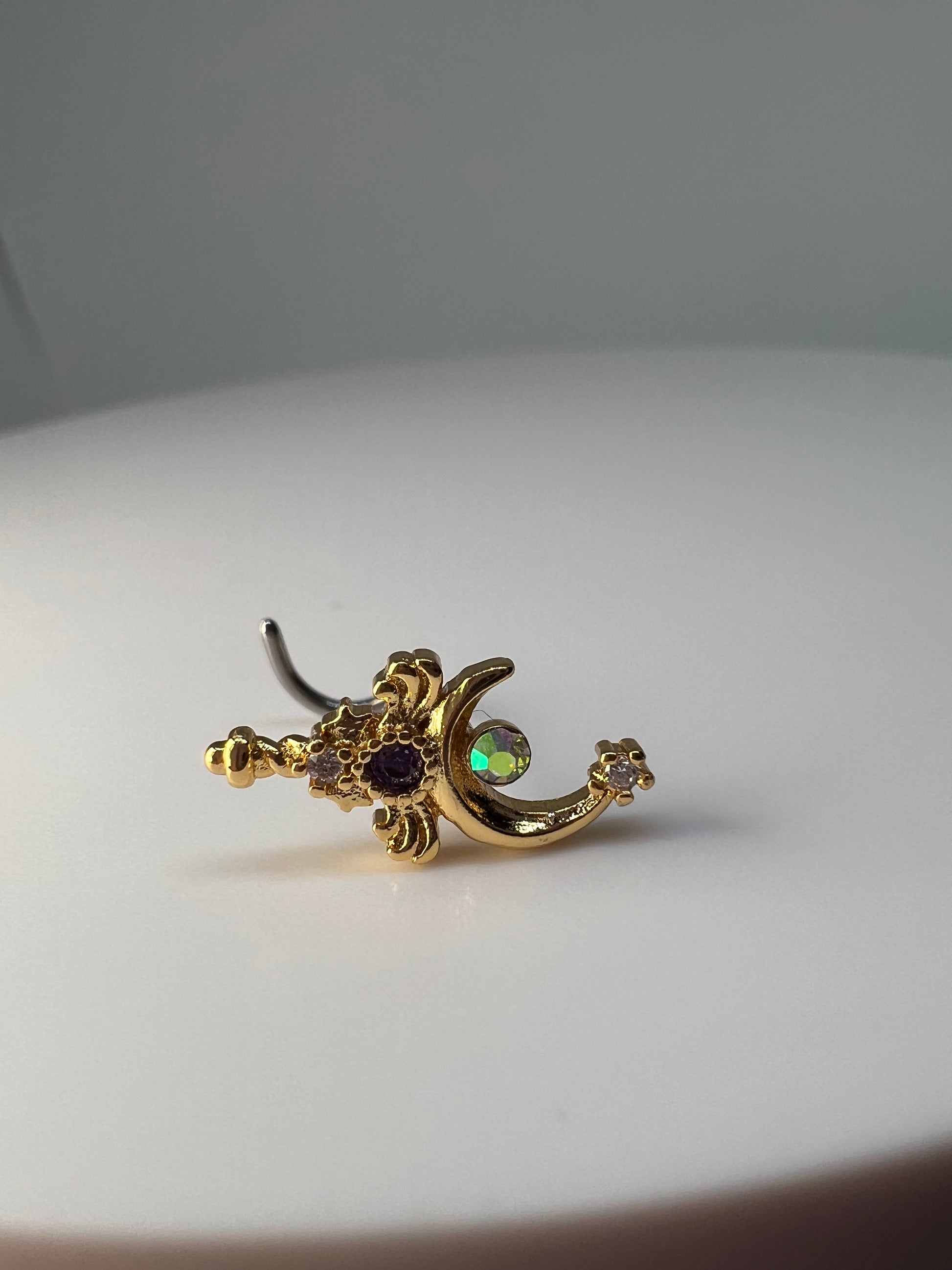 So Royal Nose Stud Piercing Jewellery - Allisonswigbox