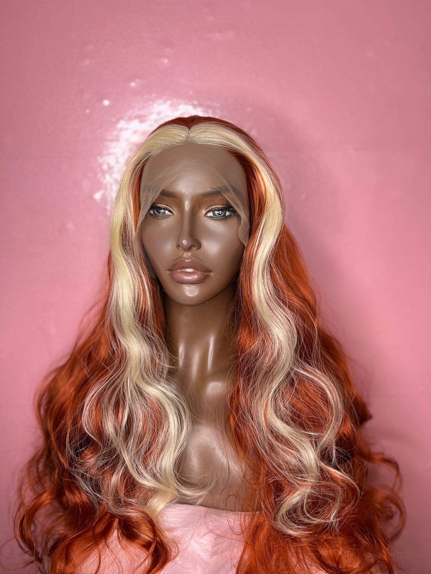 SPICE Duo tone synthetic lace wig