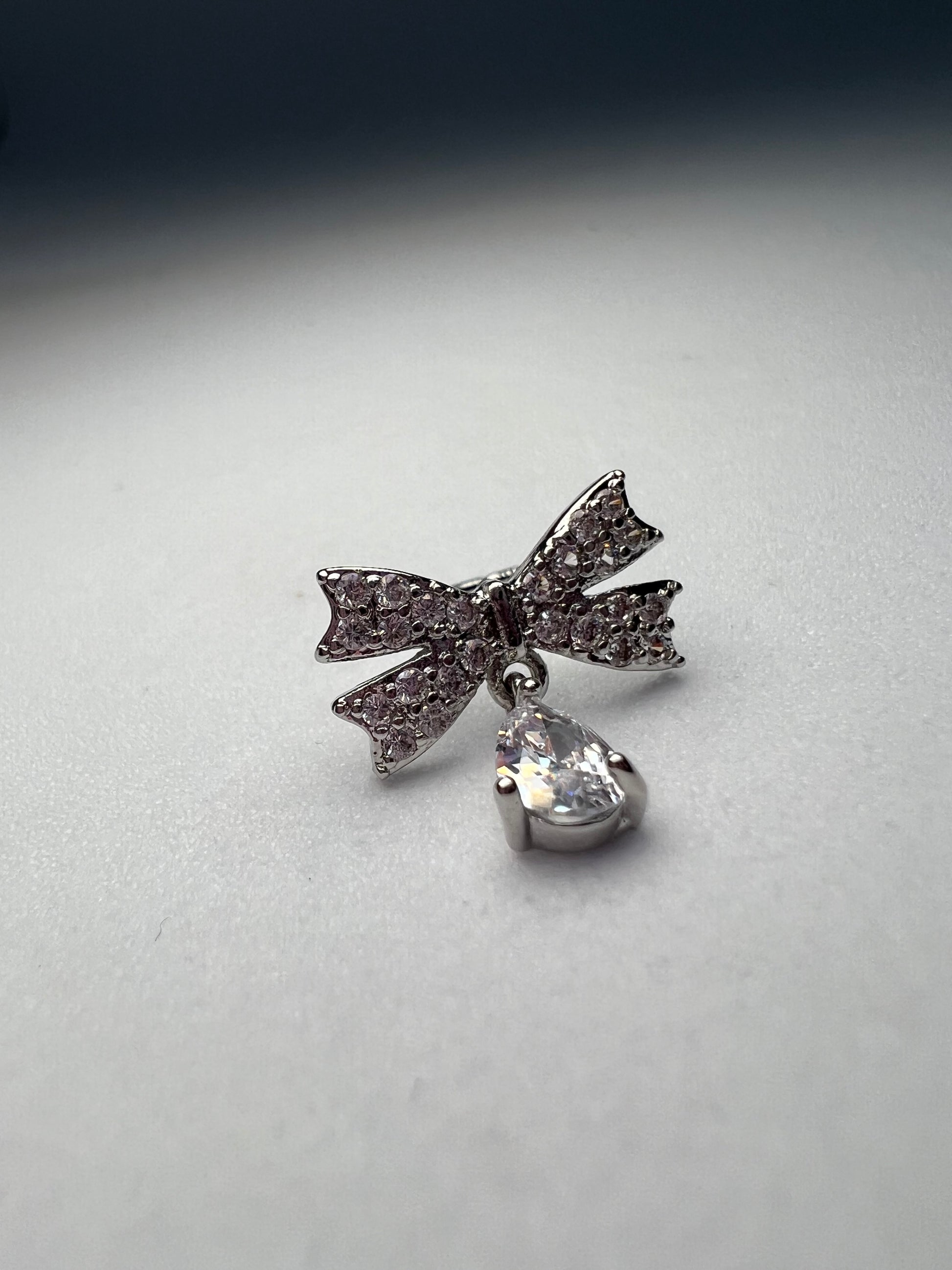 Icey Bow Nose Stud Piercing Jewelry - Allisonswigbox